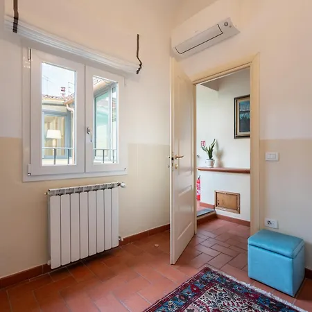 Apartman Via Del Corno, 1 - Paola - Elegant With Elevator Firenze