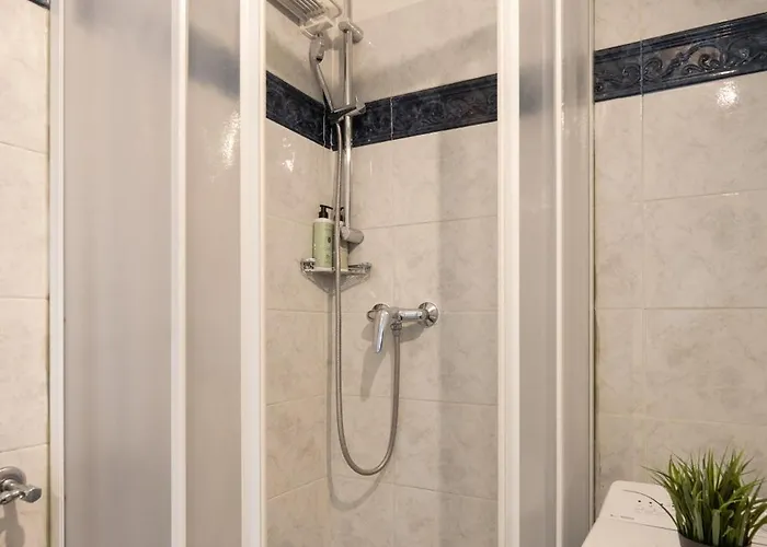 Appartement Via Del Corno, 1 - Paola - Elegant With Elevator