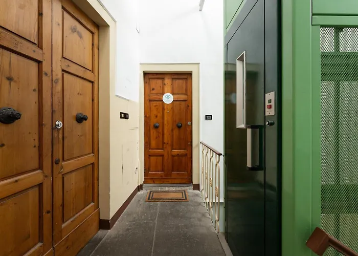 Via Del Corno, 1 - Paola - Elegant With Elevator *